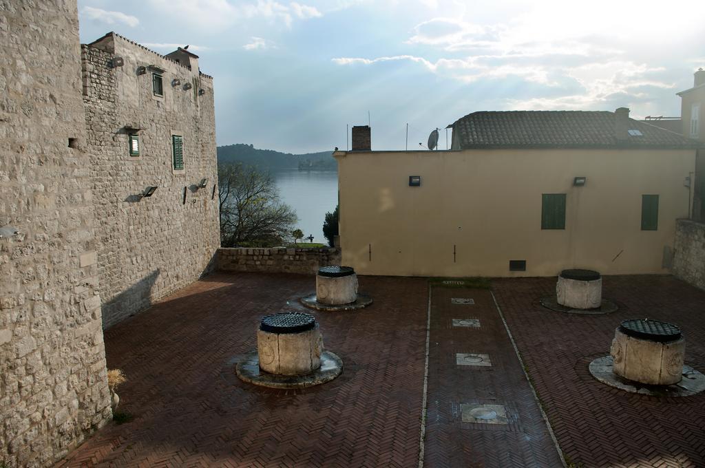 Apartment Obala شيبينيك المظهر الخارجي الصورة